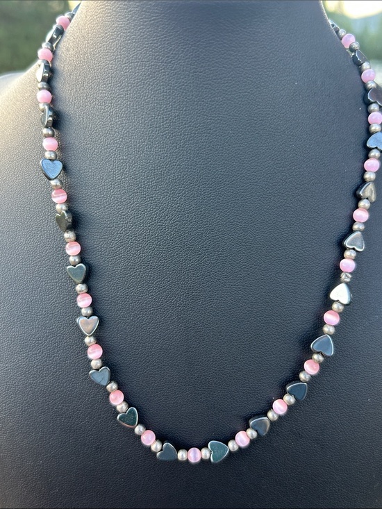 Vintage Jewelry - Vintage Pink Cats Eye and Hematite Heart Bead Necklace